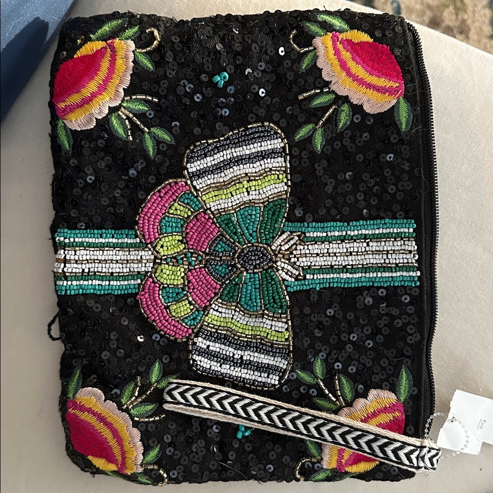 NWT Beaded Black Floral Clutch - Picture 7 of 7